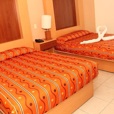 Hotel Real Запопан Екстериор снимка