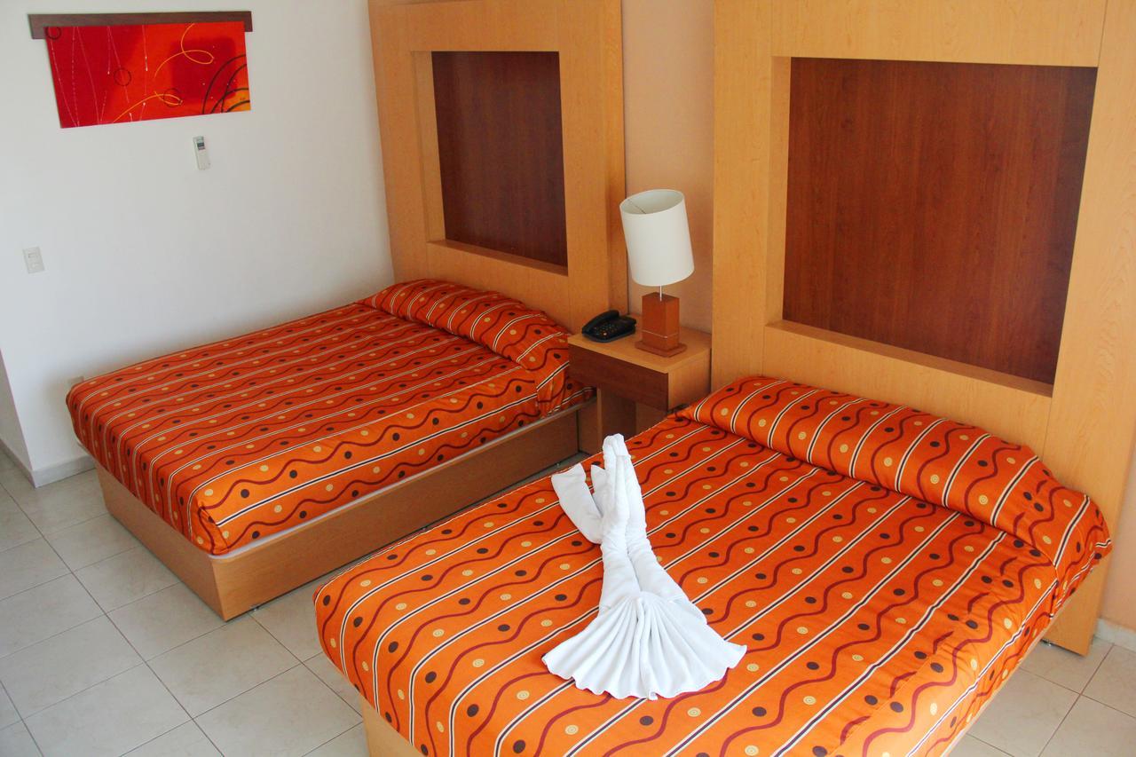 Hotel Real Запопан Екстериор снимка